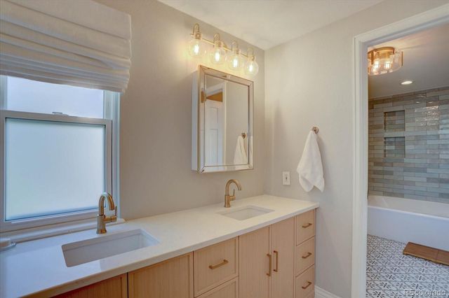 8140 S Storm King Peak, Littleton, CO 80127