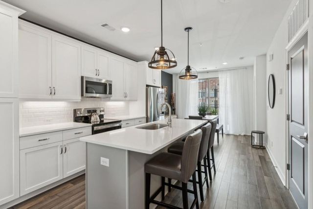 531 Burton Drive, Alpharetta, GA 30009