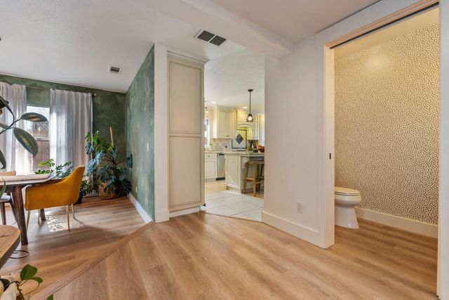 19404 Fawn Dr, Woodbridge, CA 95258