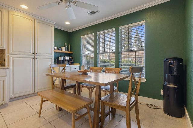 19404 Fawn Dr, Woodbridge, CA 95258