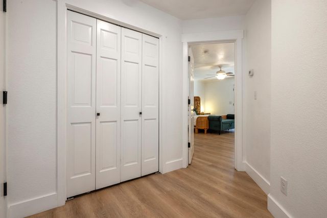 19404 Fawn Dr, Woodbridge, CA 95258