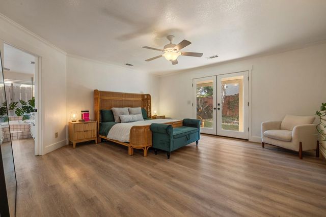 19404 Fawn Dr, Woodbridge, CA 95258