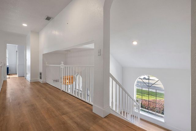 19404 Fawn Dr, Woodbridge, CA 95258