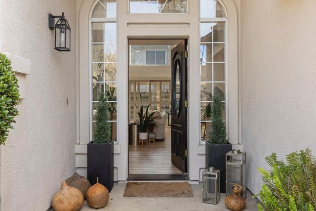 19404 Fawn Dr, Woodbridge, CA 95258