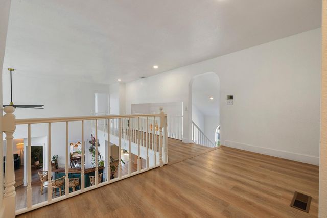 19404 Fawn Dr, Woodbridge, CA 95258