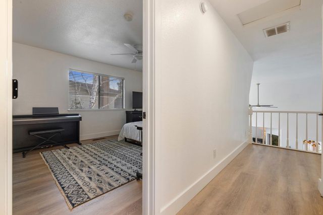 19404 Fawn Dr, Woodbridge, CA 95258