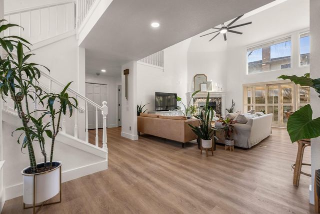 19404 Fawn Dr, Woodbridge, CA 95258