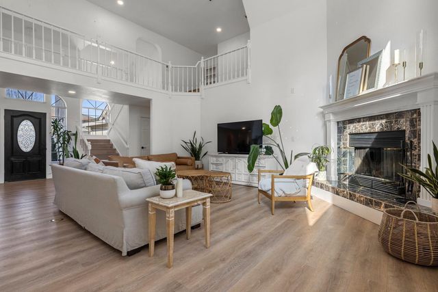 19404 Fawn Dr, Woodbridge, CA 95258