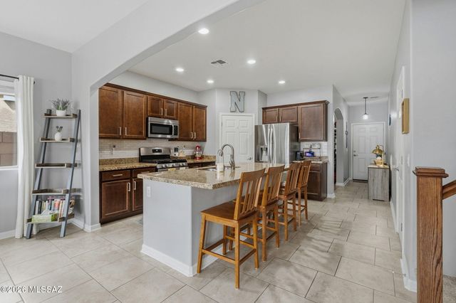 12230 E Metz Drive, Vail, AZ 85641