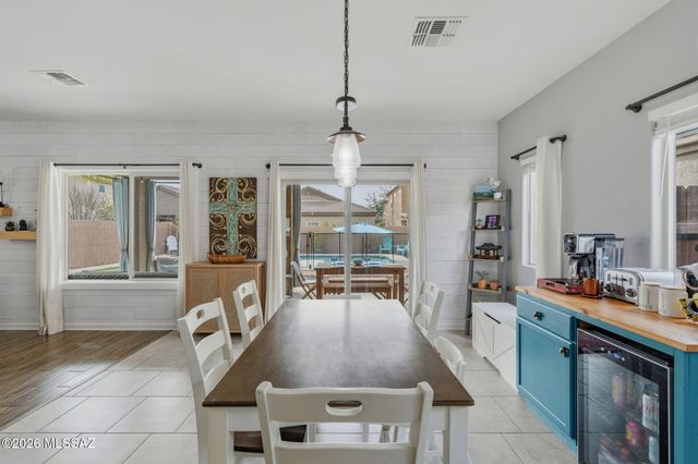 12230 E Metz Drive, Vail, AZ 85641