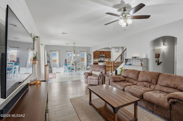 12230 E Metz Drive, Vail, AZ 85641