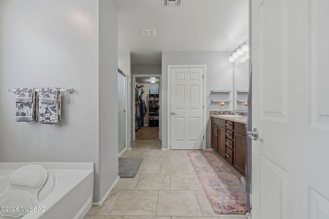 12230 E Metz Drive, Vail, AZ 85641