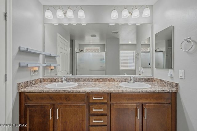 12230 E Metz Drive, Vail, AZ 85641