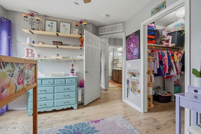 12230 E Metz Drive, Vail, AZ 85641