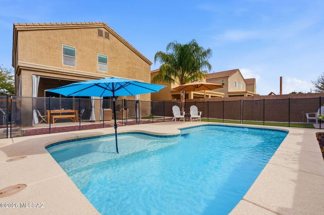 12230 E Metz Drive, Vail, AZ 85641