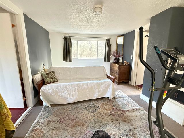 662 Vt Rt 30, Newfane, VT 05345