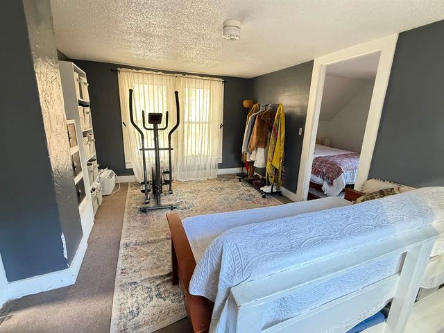 662 Vt Rt 30, Newfane, VT 05345