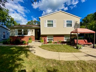 1927 Dugdale Road, North Chicago, IL 60064