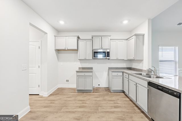 11963 Lovejoy Crossing Place, Hampton, GA 30228