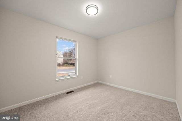 24 BIZARRE DR, New Castle, DE 19720