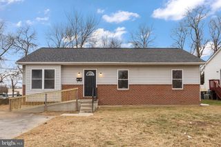 24 BIZARRE DR, New Castle, DE 19720
