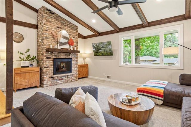 8435 Wesley Drive, Golden Valley, MN 55427