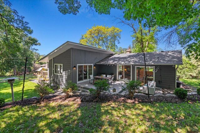 8435 Wesley Drive, Golden Valley, MN 55427