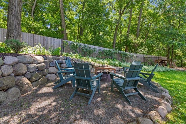 8435 Wesley Drive, Golden Valley, MN 55427
