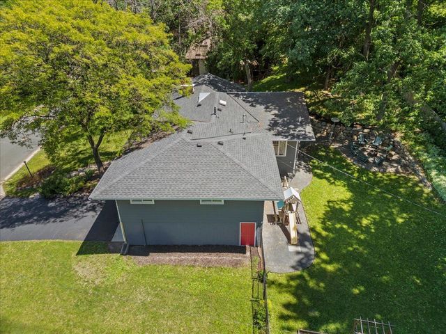 8435 Wesley Drive, Golden Valley, MN 55427