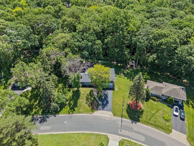 8435 Wesley Drive, Golden Valley, MN 55427