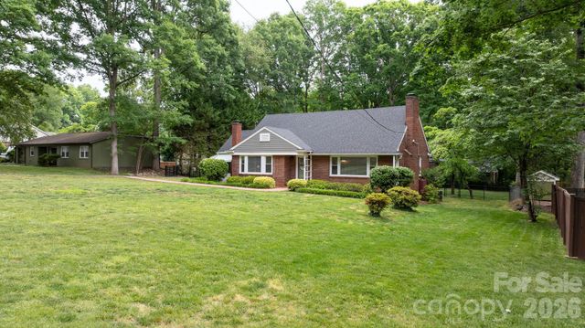 508 2nd Avenue NE, Conover, NC 28613