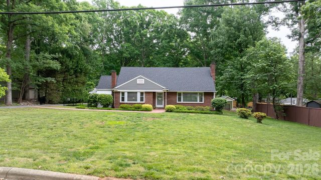 508 2nd Avenue NE, Conover, NC 28613