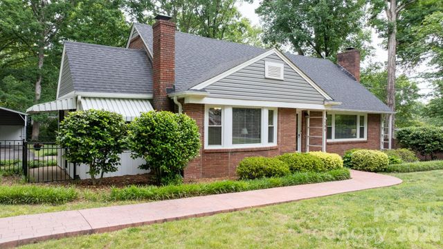 508 2nd Avenue NE, Conover, NC 28613