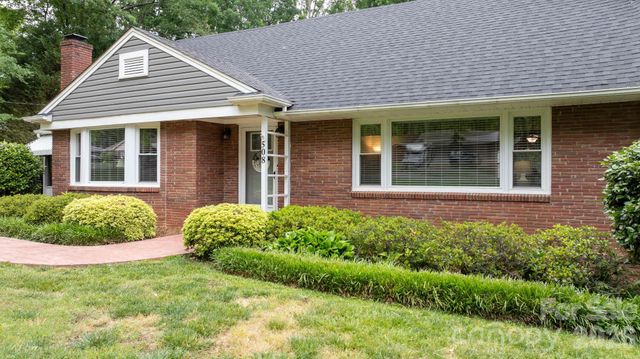508 2nd Avenue NE, Conover, NC 28613