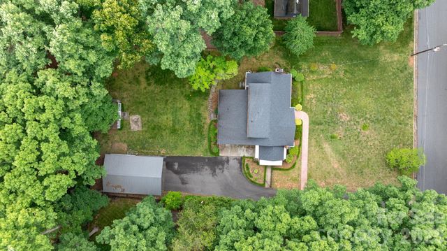 508 2nd Avenue NE, Conover, NC 28613
