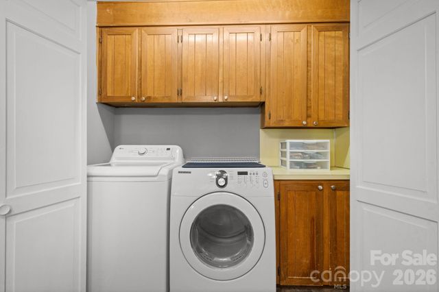 508 2nd Avenue NE, Conover, NC 28613