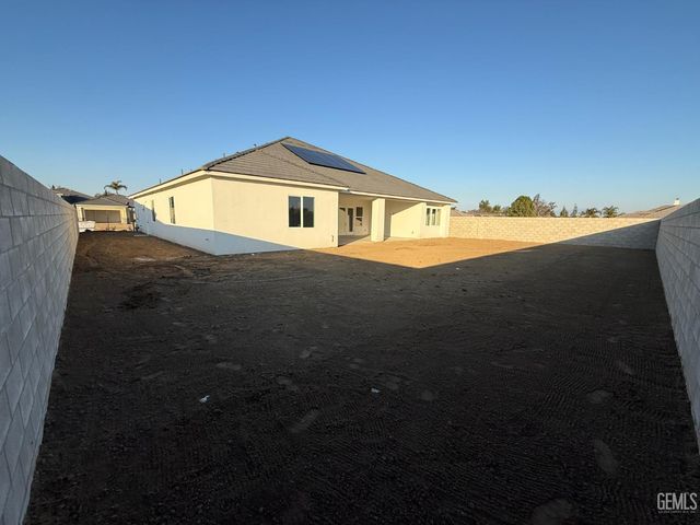 13602 Philip Phelps Avenue, Bakersfield, CA 93314