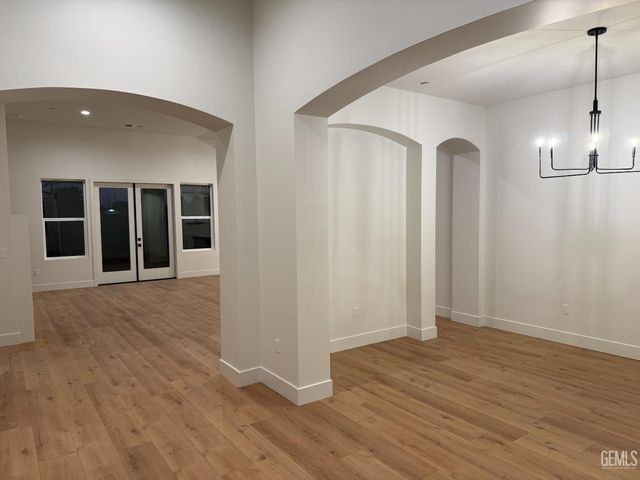 13602 Philip Phelps Avenue, Bakersfield, CA 93314