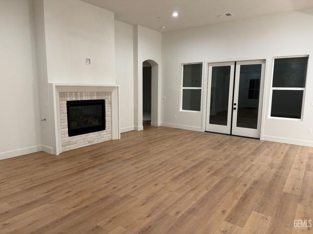 13602 Philip Phelps Avenue, Bakersfield, CA 93314