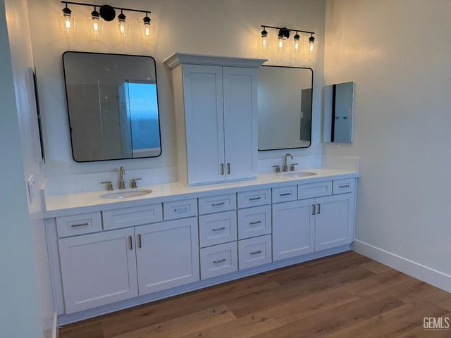 13602 Philip Phelps Avenue, Bakersfield, CA 93314