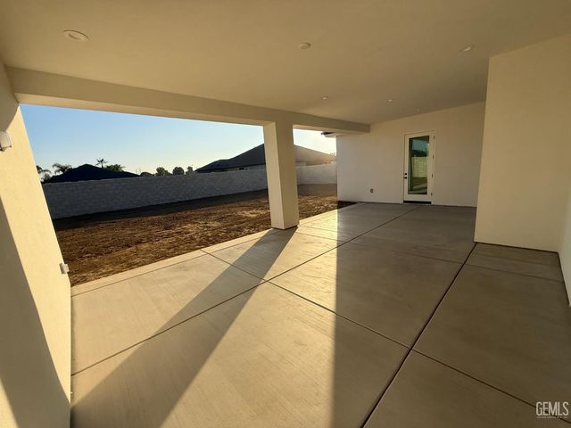 13602 Philip Phelps Avenue, Bakersfield, CA 93314