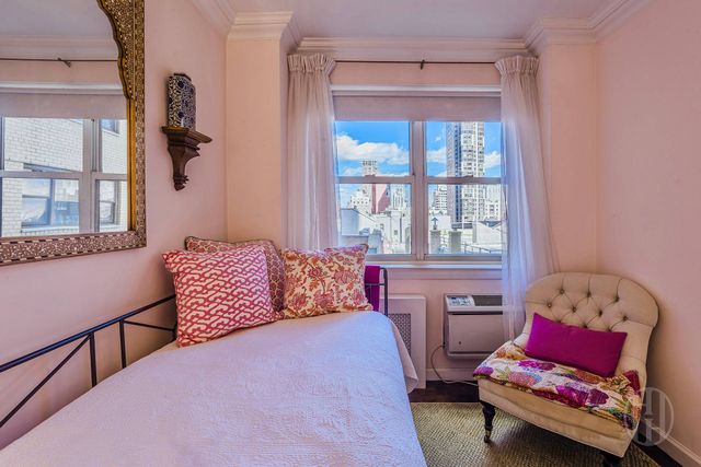 357 E 57th St Apt 8G, New York City, NY 10022