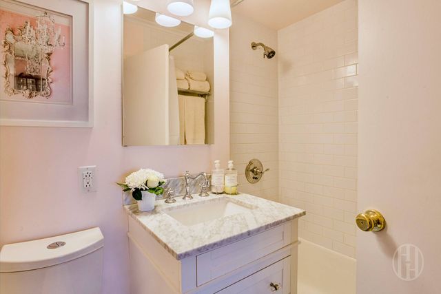 357 E 57th St Apt 8G, New York City, NY 10022