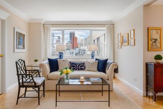 357 E 57th St Apt 8G, New York City, NY 10022