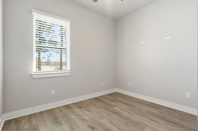 13203 Royal Shores Drive, Conroe, TX 77303