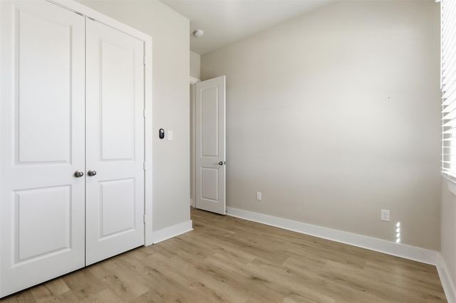 13203 Royal Shores Drive, Conroe, TX 77303