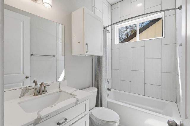 13203 Royal Shores Drive, Conroe, TX 77303