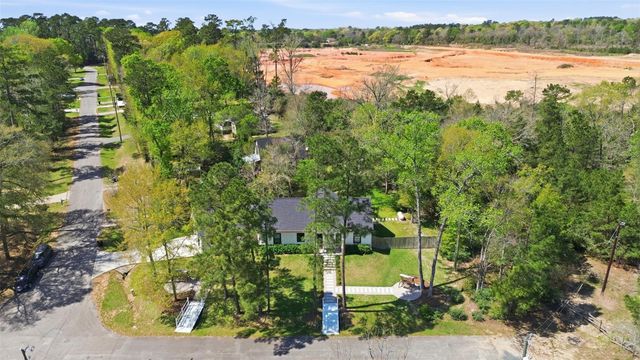 13203 Royal Shores Drive, Conroe, TX 77303