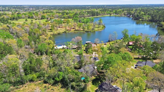 13203 Royal Shores Drive, Conroe, TX 77303