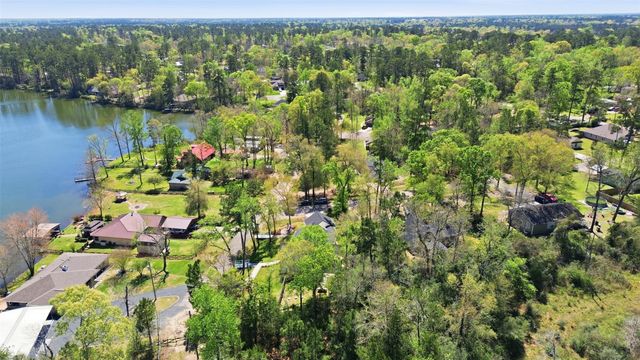13203 Royal Shores Drive, Conroe, TX 77303